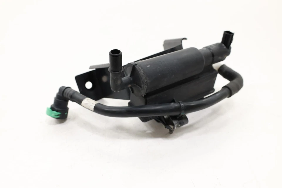 FILTRO EVAPORADOR DE VAPOR DE COMBUSTIBLE FORD TRANSIT-350 2023-2025 OEM NK419G723AA Foto 2 de 4