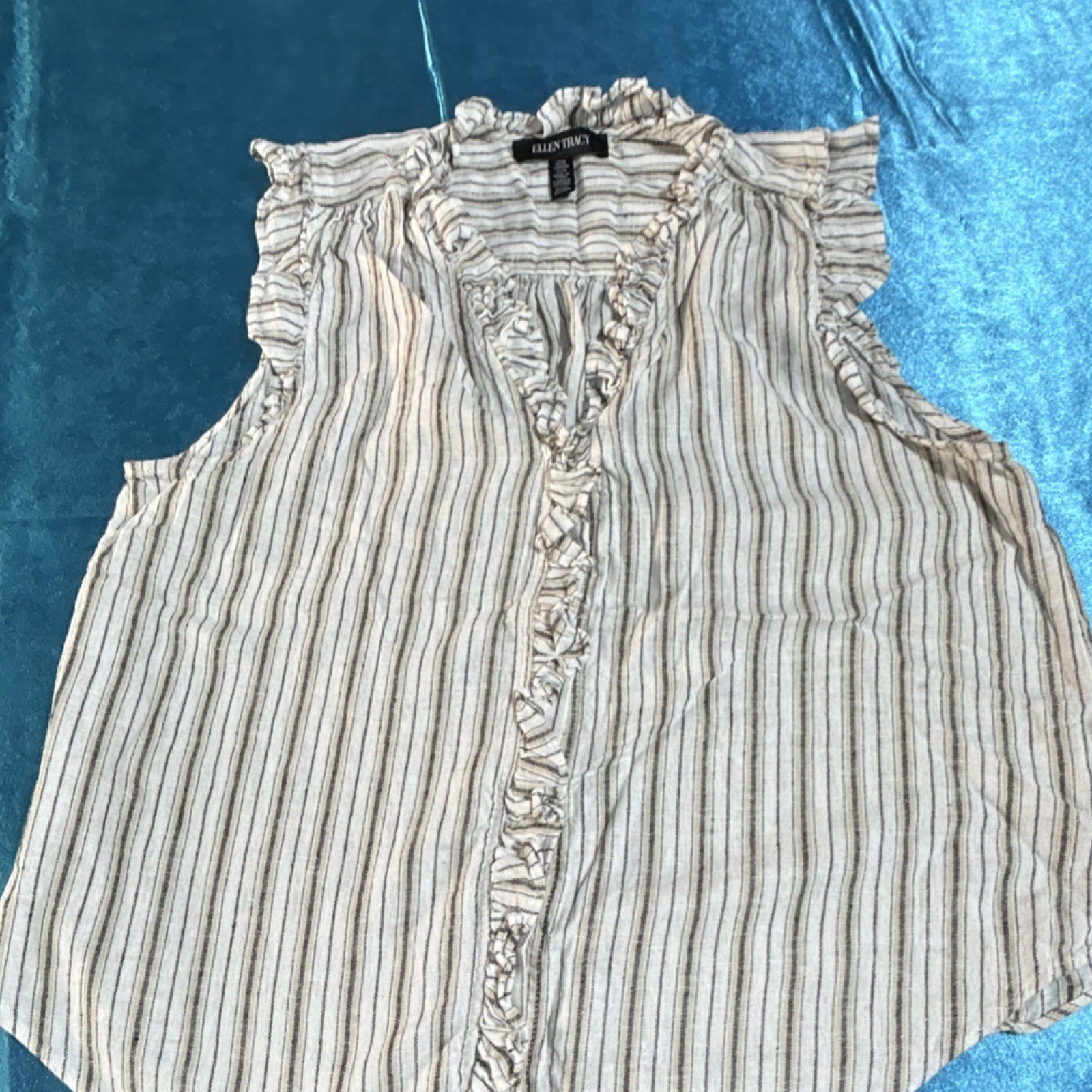 Ellen Tracy White Blue Striped V-Neck Sleeveless Ruffle Button Blouse M