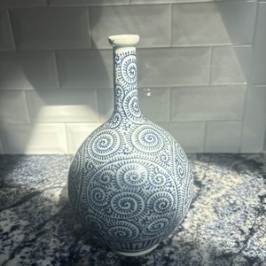 Antique Japanese Arita Imari Blue & White Porcelain Bottle Vase Tako Karakusa
