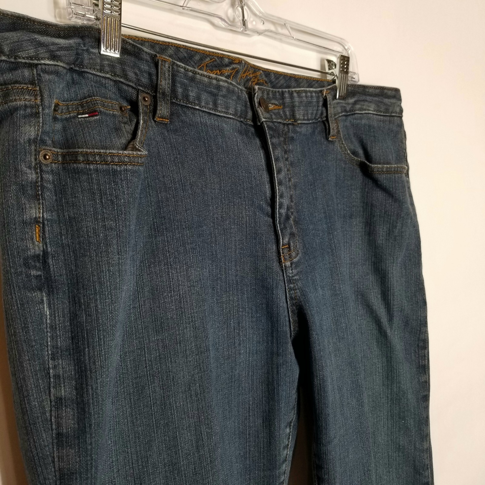 Tommy Hilfiger Jeans Women's Size 18 Bootcut Blue Denim Medium Wash 38x30 thumbnail 2