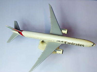 1:200 Scale EMIRATES 777-300ER Model طيران الأمارات | eBay