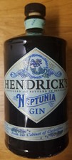 EMPTY Lot 5 Hendrick's Bottles: 1L Gin 750ML Neptunia Grand Cabaret Oasium MS