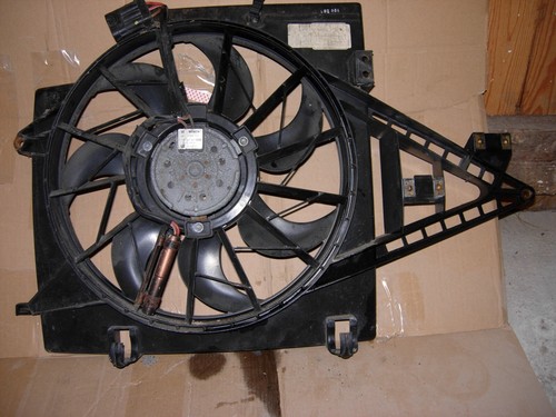 Kühlerlüfter Motorlüfter  Opel Omega B 2,2 DTI
