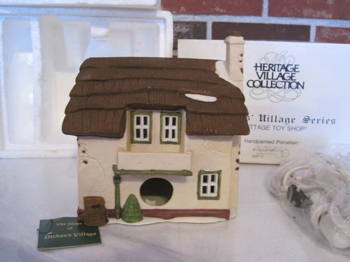 DICKEN’S SERIES 1986 1986 DEPARTMENT 56 DICKENS' VILLAGE SERIES 
