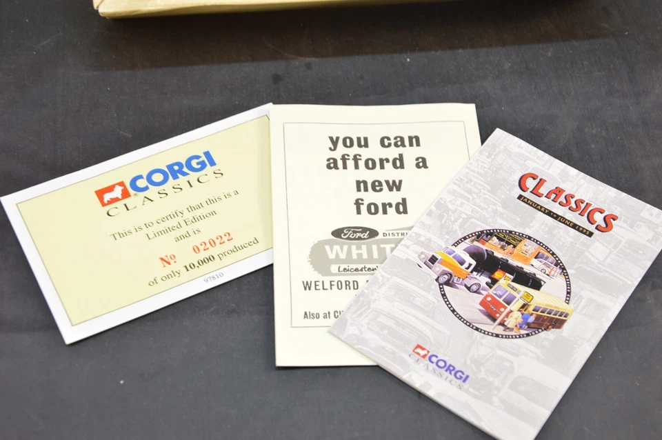 CORGI CLASSICS 97810 WEYMANN SINGLE DECK BUS LEICESTER SCALA 1/50 DIE CAST MODEL - Immagine 4 di 4