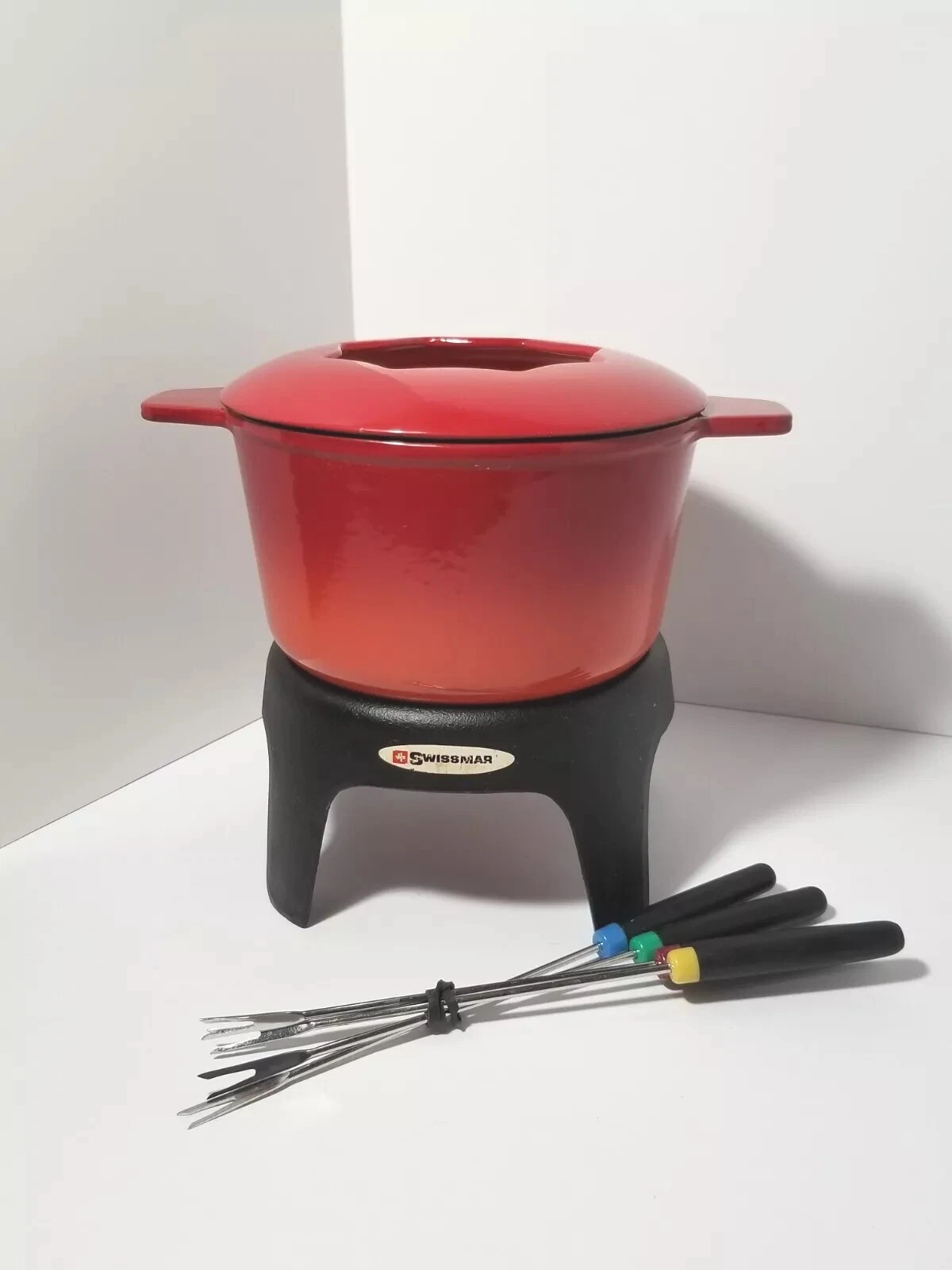 Swissmar Sierra Fondue Set Cast Iron Pot Red Fade Enamel Read
