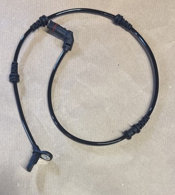Front ABS Wheel Speed Sensor Single Brake Indicator Drehzahlsensor Mercedes ML