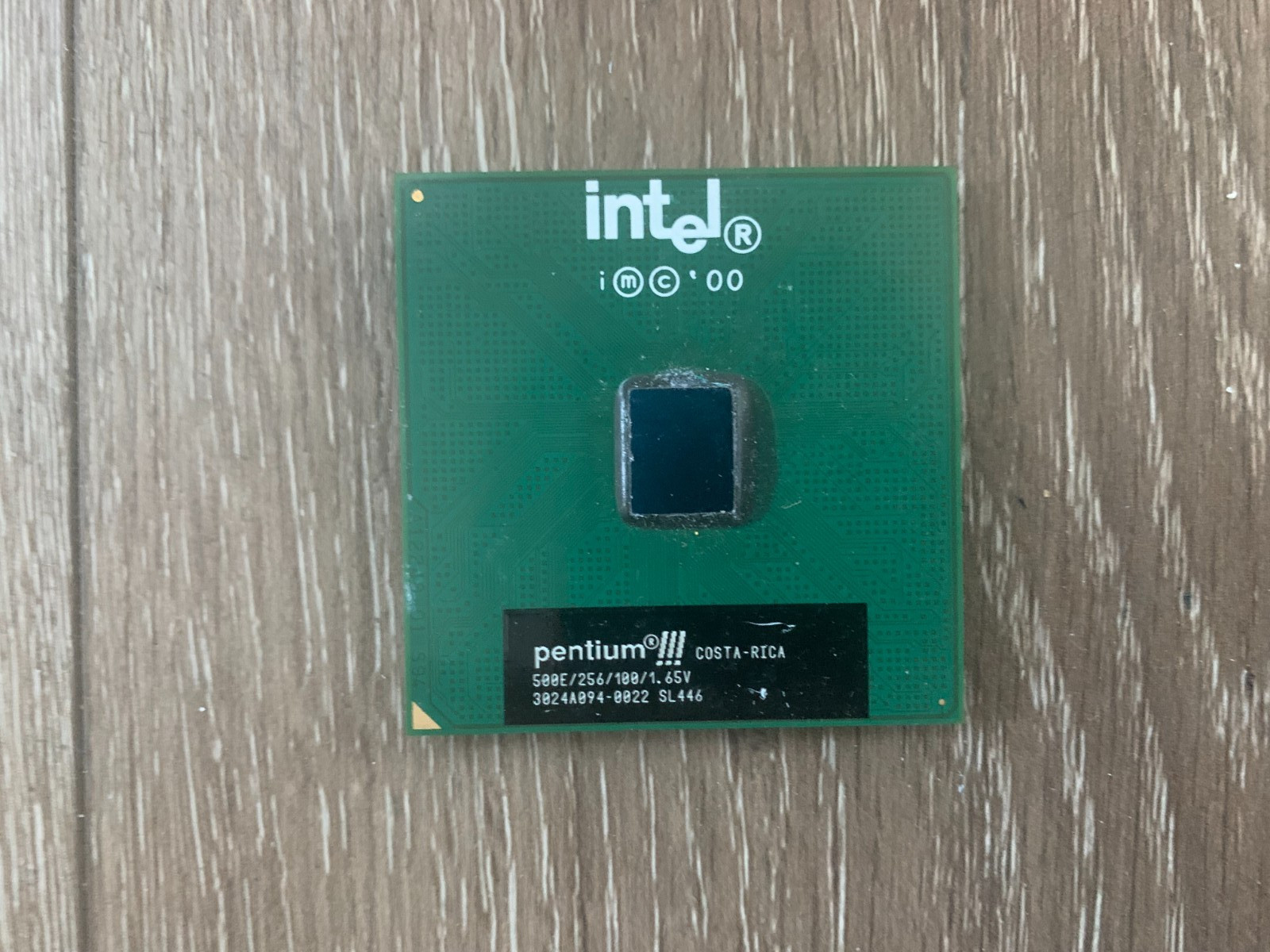 Intel Pentium III 500MHz SL446 CPU 500E/256/100/1.65v Socket 370 Processor