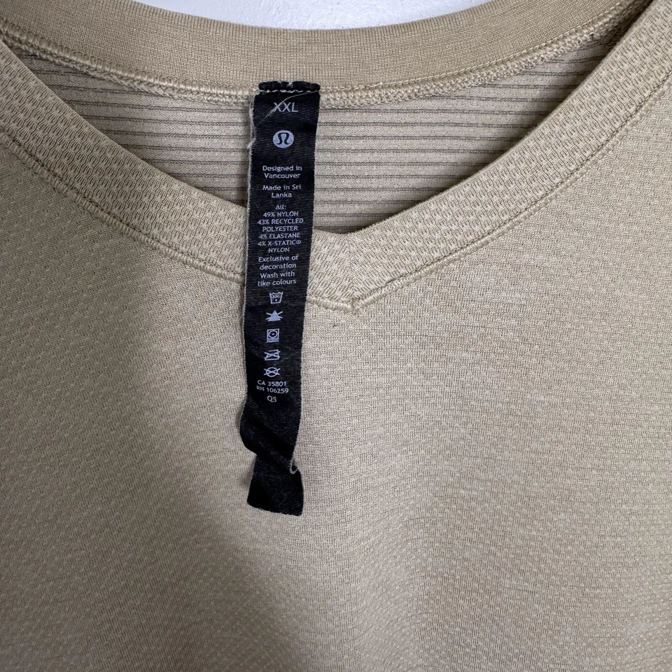 Мужская рубашка Lululemon Seemless с v-образным вырезом и коротким рукавом Цвета слоновой кости Коричневый Размер XXL - Изображение 4 из 4