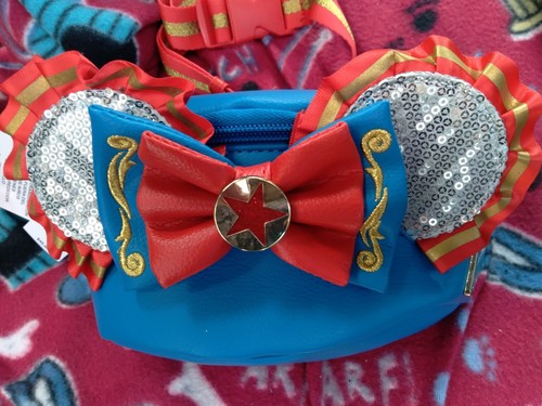Disney Minnie Mouse Main Attraction Dumbo Hip Pack Loungefly Bag IN HAND - Picture 4 of 6
