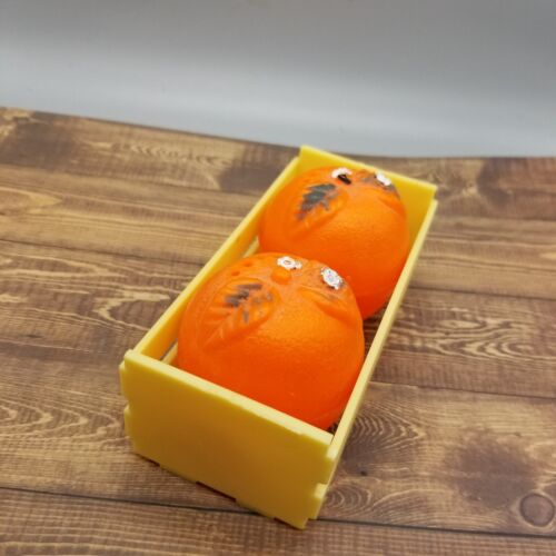 Florida Oranges In Crate Plastic Salt & Pepper Shakers Hong Kong Vtg 70s - Picture 4 of 6
