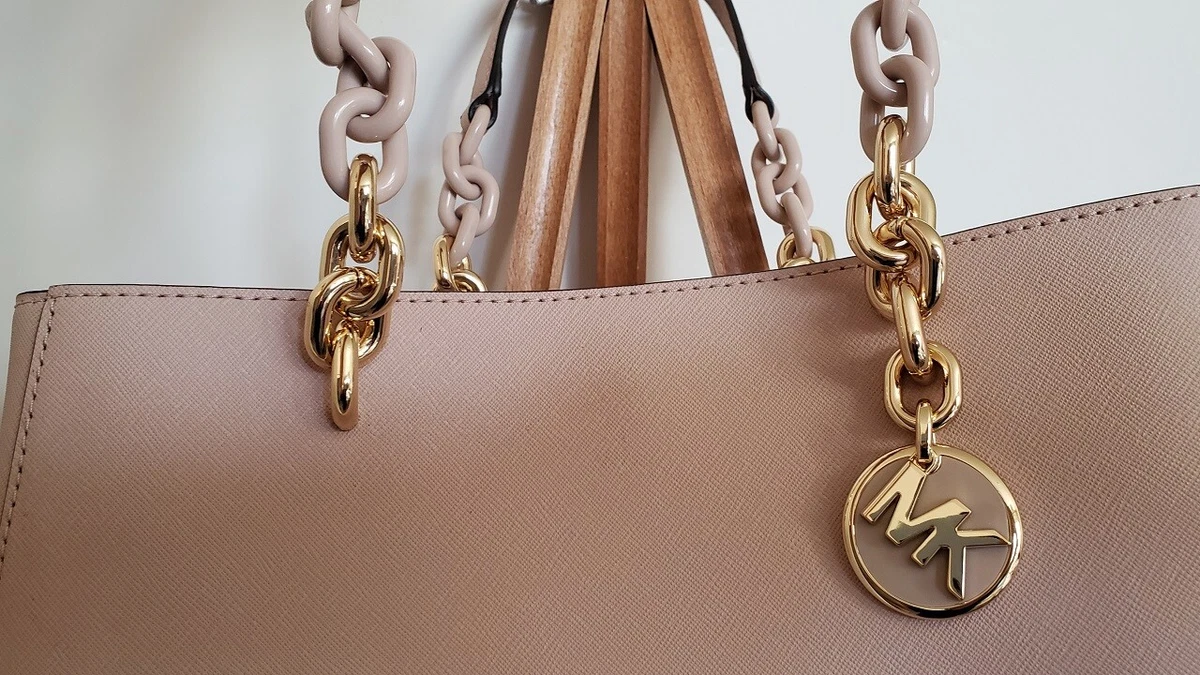 Michael kors cynthia medium saffiano leather satchel discount