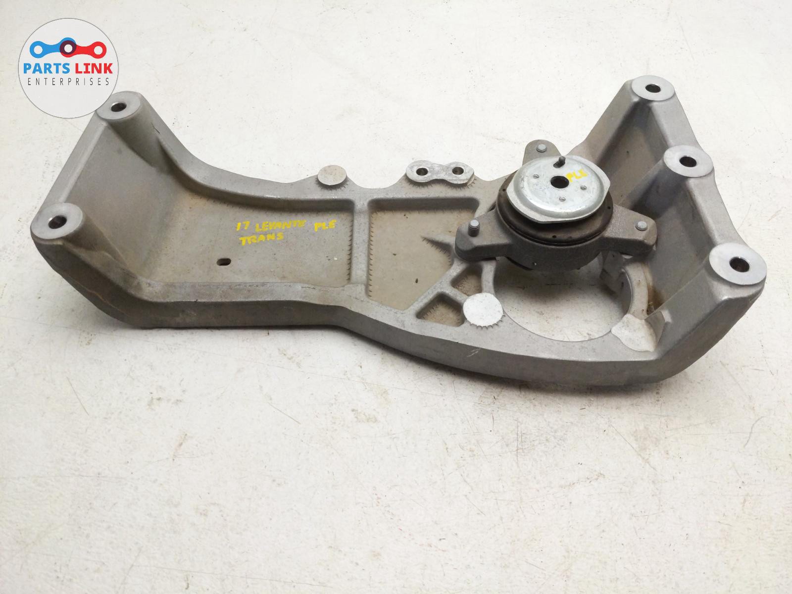 2017-20 MASERATI LEVANTE TRANSMISSION MOUNT CROSSMEMBER SUPPORT BRACKET M161