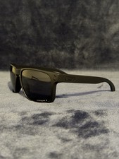 NEW Oakley Holbrook XL Mens Sunglasses - 0OO9...