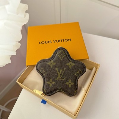 LOUIS Monogram Star Coin Purse Bag Charm Full Box
