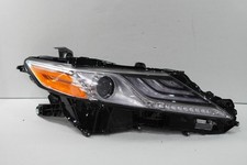 2018-2023 Toyota Camry Triple LED Headlight (...