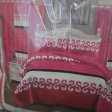 Pink  White Geometric King Comforter Set Bedding Set Packaged 