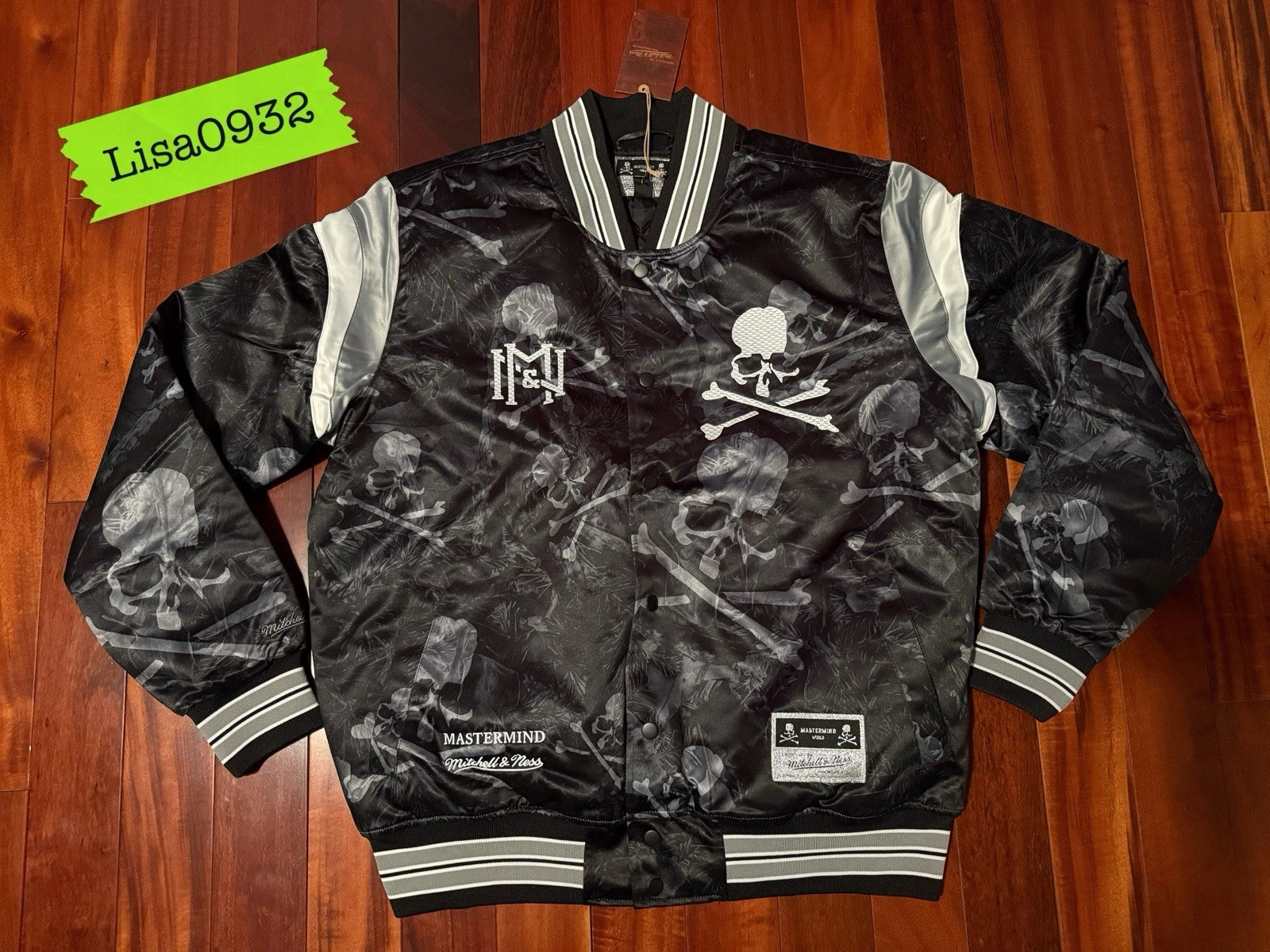 🔥100% Mitchell & Ness x Mastermind World Satin Varsity Jacket Size Large (L)🔥 image 3