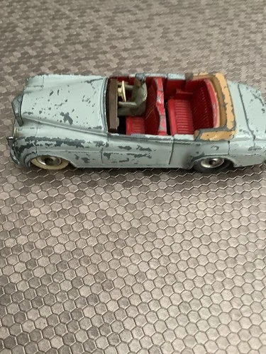 DINKY TOYS #194 original vintage BENTLEY S Coupe Car + driver @1961