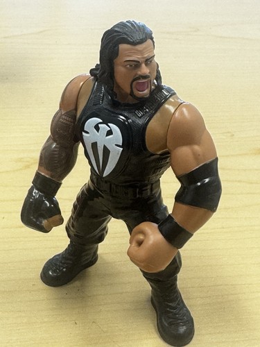 ROMAN REIGNS 4.5