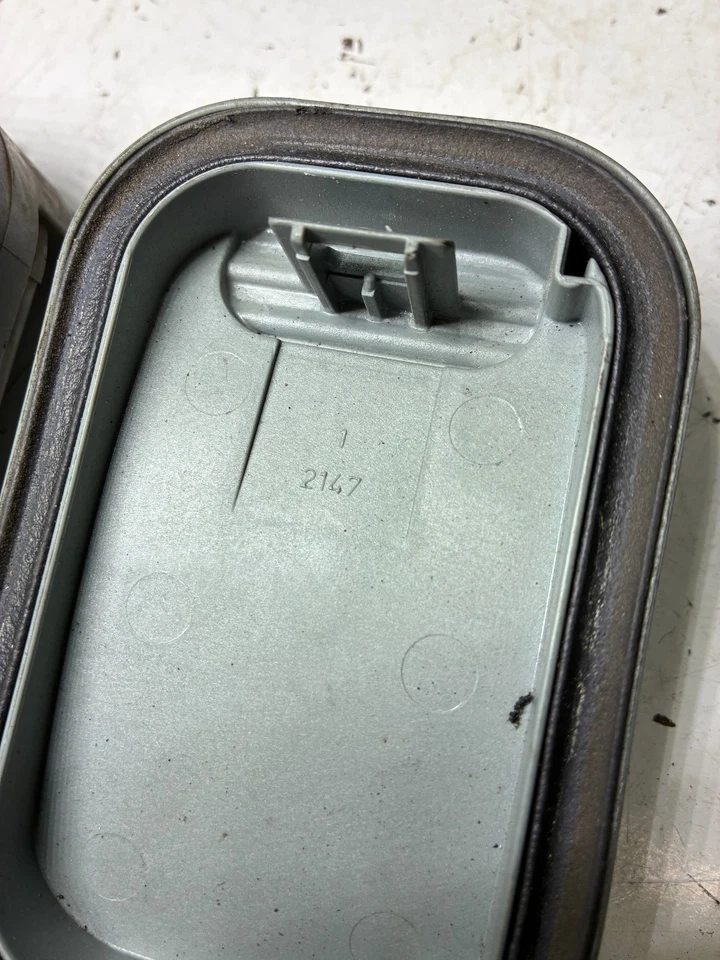 2147 Headlight Fog Light Fog Lamp Cover 86-94 Mercedes Benz W124 W126 300E W201 - Imagem 2 de 4