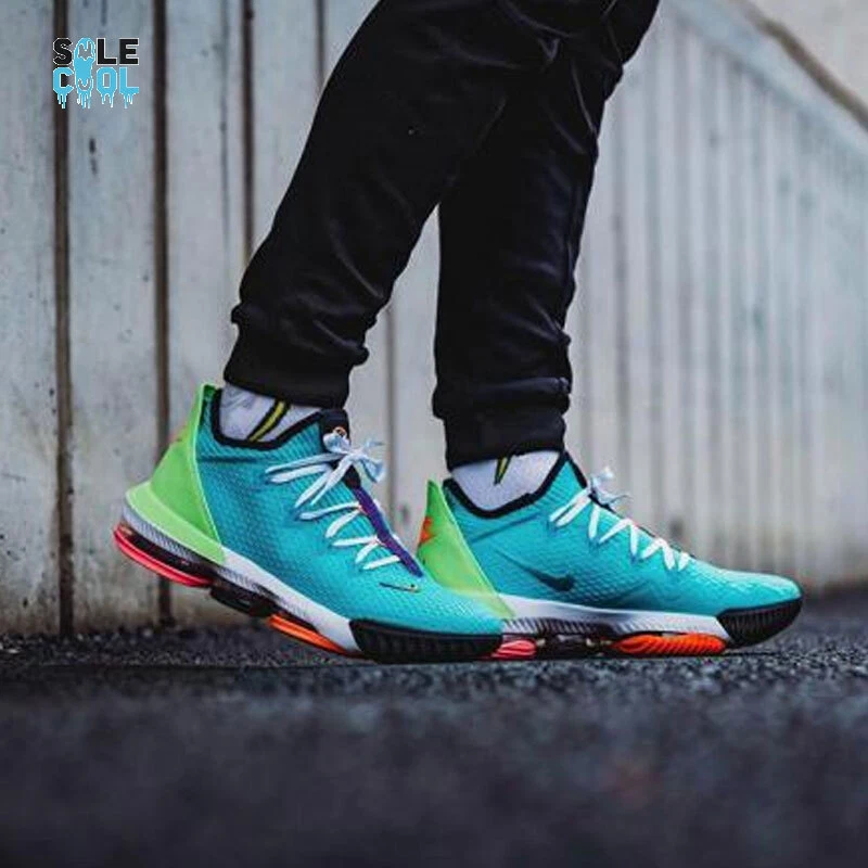 Preços baixos em Nike LeBron 16 Low Air Max Trainer 2 | eBay