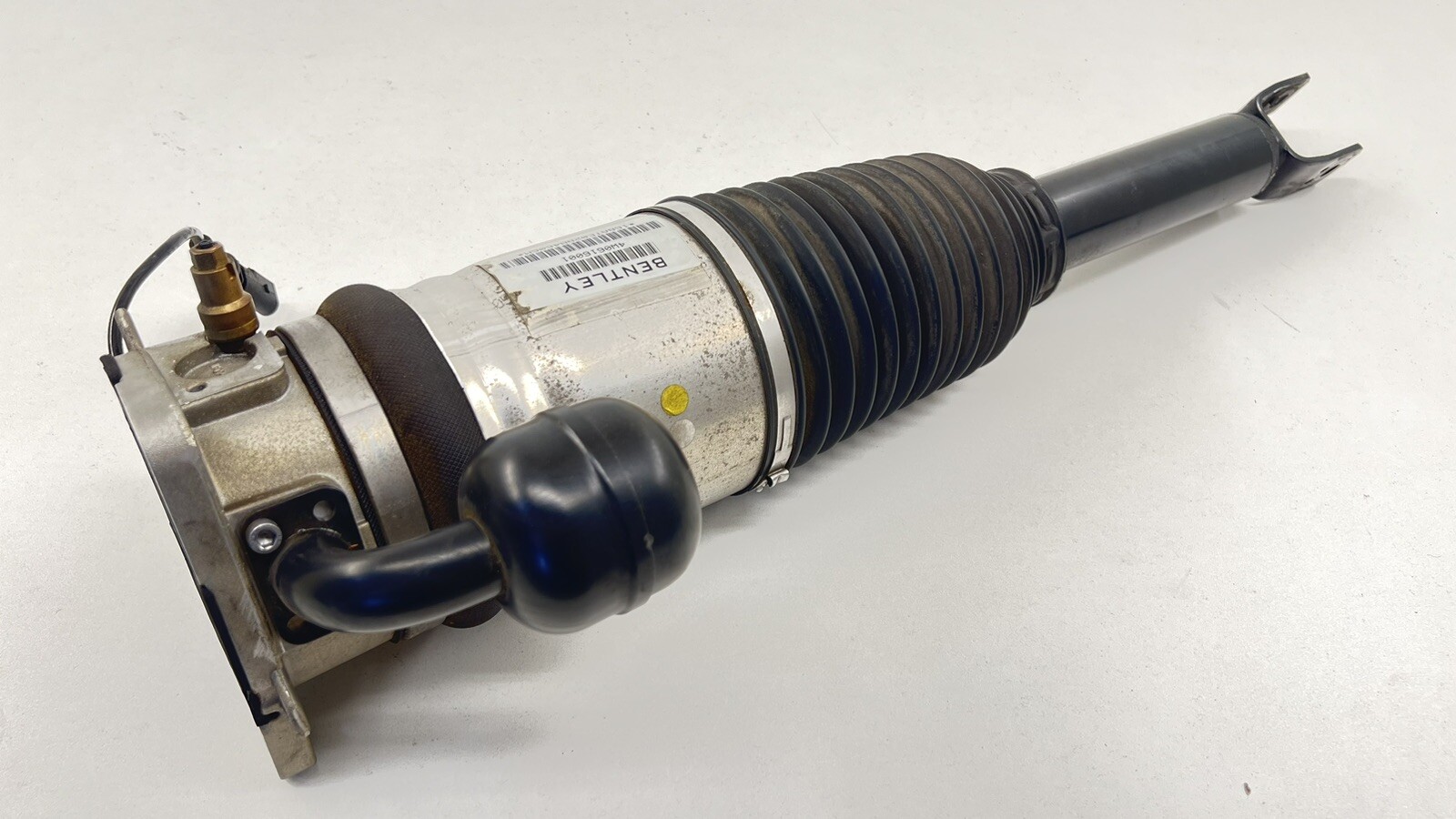 13-18 BENTLEY FLYING SPUR LEFT AND RIGHT REAR AIR SHOCK ABSORBER SUSPENSION OEM