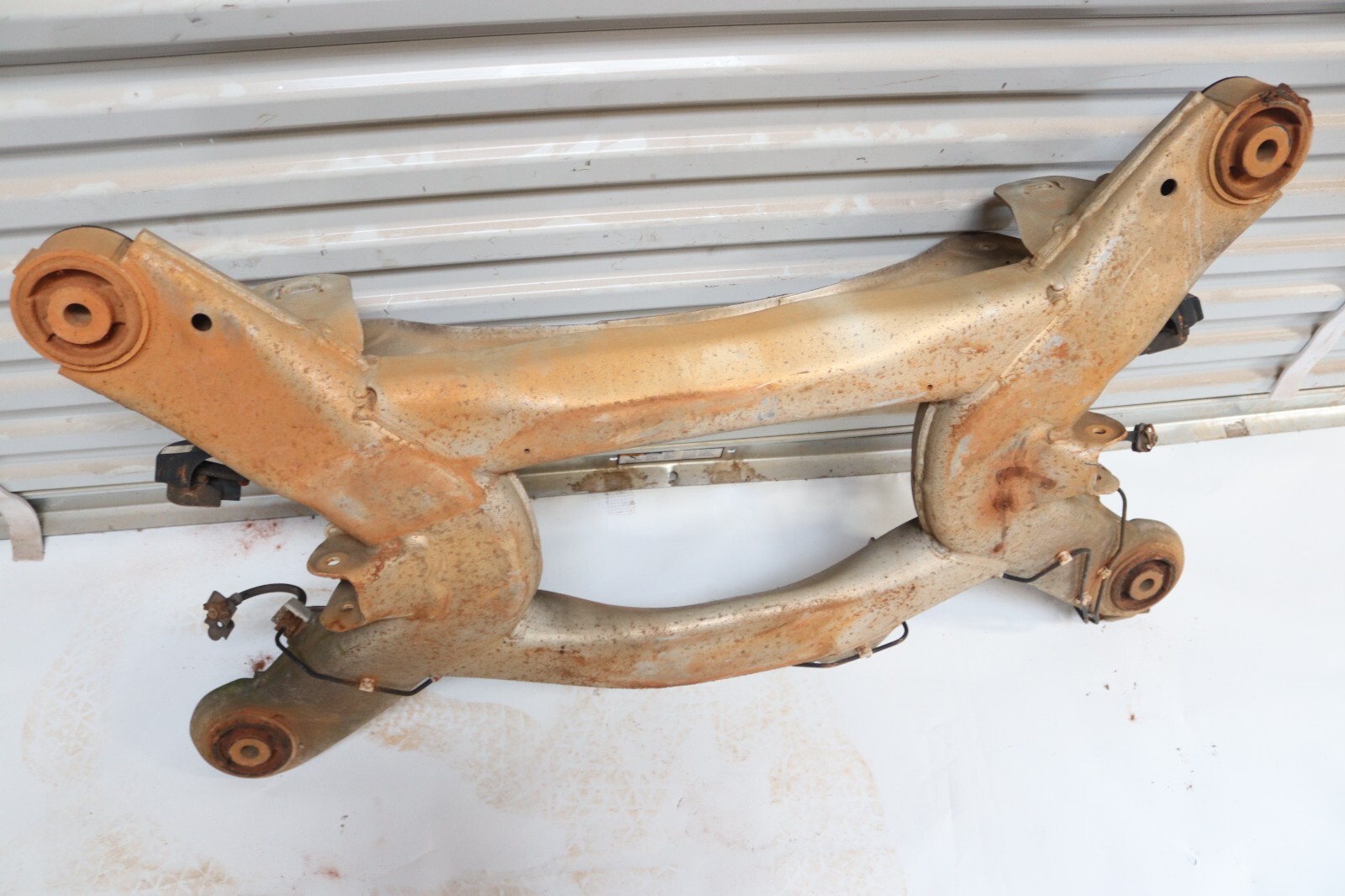 2006-2012 BENTLEY CONTINENTAL FLYING SPUR REAR CROSSMEMBER SUBFRAME OEM