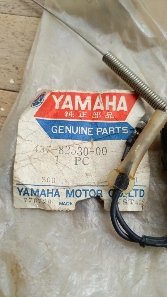 NOS Yamaha DT100 DT1 DT2 DT3 DT175 Rear Brake Stop Switch 437-82530-00 Genuine - Image 2 of 4