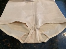 VTG 50's 60's Girdle Shaper Panty Size 32 34. ILGWU Ivory Lycra Spandex gusset