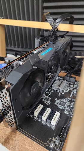 GIGABYTE Radeon RX 5700 XT GAMING OC GDDR6 Graphics Card - 8GB - Picture 4 of 6