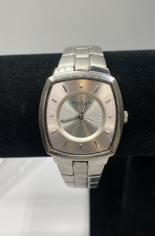 Women's Kenneth Cole New York Stainless Steel WR 30m 28mm Watch 57.33g