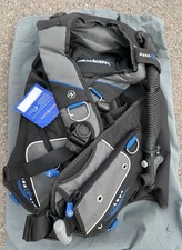 Aqualung Axiom BC XL Black/Charcoal with Inflator Hose