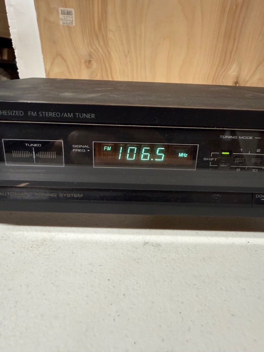 Vintage Onkyo T-4038 Quartz Synthesized FM Stereo/AM Tuner Made in