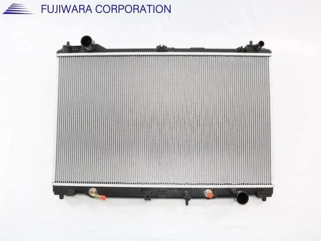 TOYOTA Crown 2014 DAA-AWS210 Radiator 1640036300 [New] [PA114517681] - Image 2 of 2