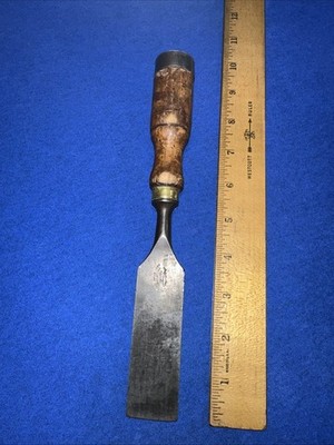 Vintage Erik Anton Berg Beveled Edge Chisel 1- 1/4''  Eskilstuna Sweden