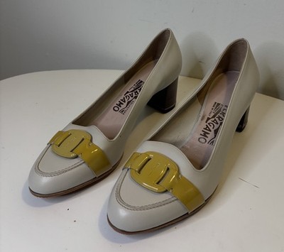 Authentic Salvatore Ferragamo Cream Leather Pumps With Contrast Yellow Ornament