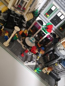 LEGO Creator Expert 10255 Assembly Square / Stadtleben Modular Building 