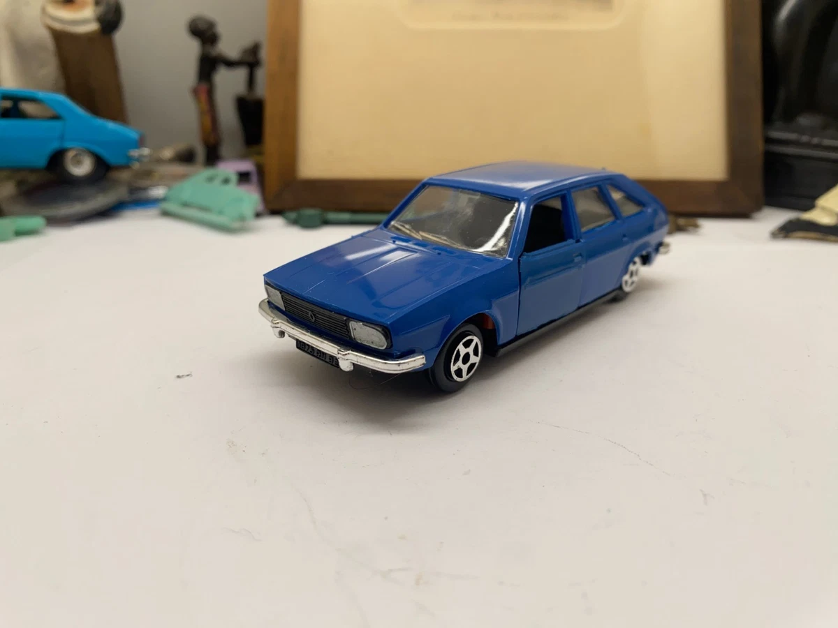 RENAULT ESTAFETTE microcar 1963 norev 1/43 EUR 15,00 - FR
