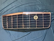 1993-1996 Cadillac Fleetwood Brougham Grille 1994 1995