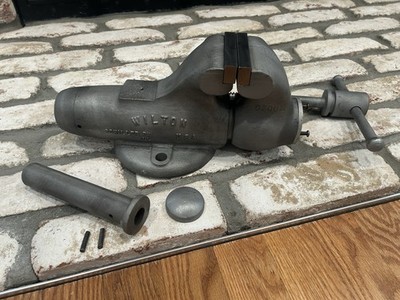 Vintage 1961 Wilton Bullet Vise 9300N Schiller Park USA New Jaws