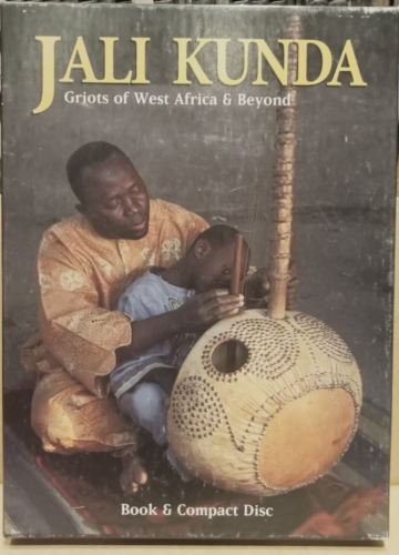 JALI KUNDA - griots of west africa & beyond CD + BOOK - Afbeelding 1 van 1