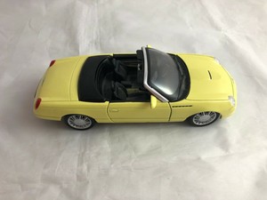 maisto thunderbird show car
