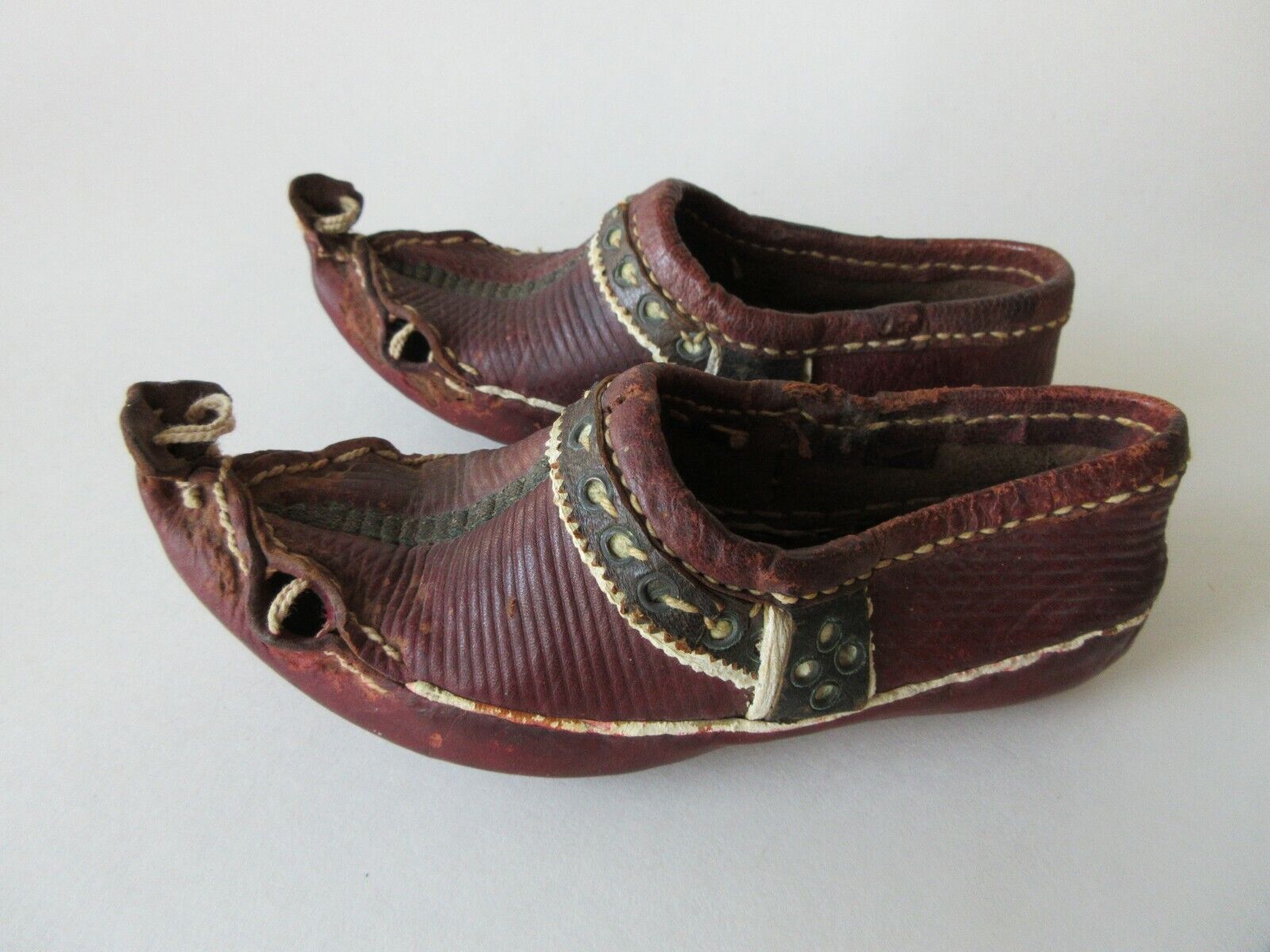 Antique Childs Shoes Red Leather Curl Toe Ethnic … - image 3