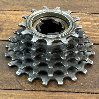 CYCLO France Vintage Eroica freewheel 6 speed 13-18 NOS CYCLO France Vintage Eroica freewheel 6 speed 13-18 NOS