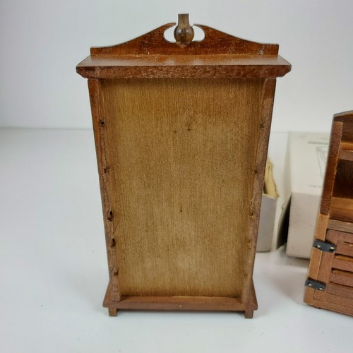 Dollhouse furniture lot - Dining Room Hutch and China Cupboard - NEW old stock - Picture 6 of 13
