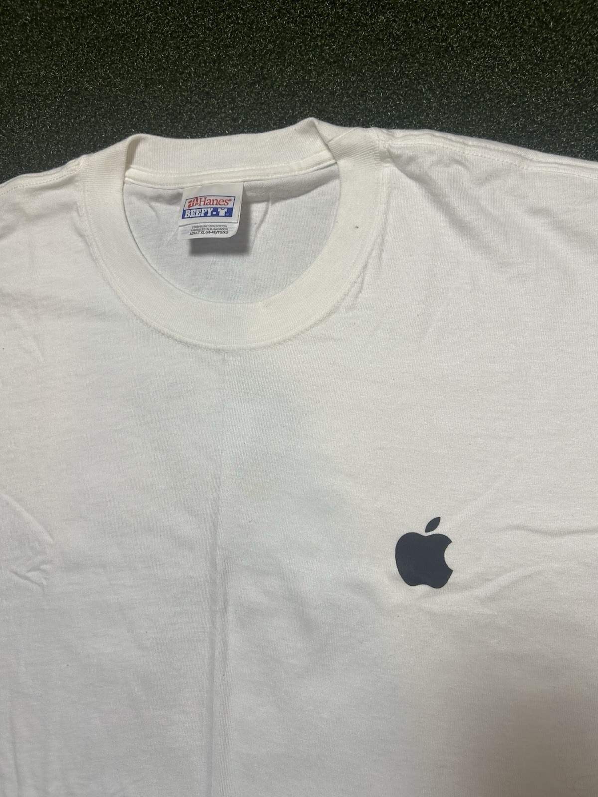 Vintage Y2K Apple Mac 