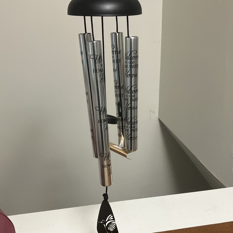 CARSON 60549 Metal Wind Chime Welcome Text Hummingbird Silver/Black Porch