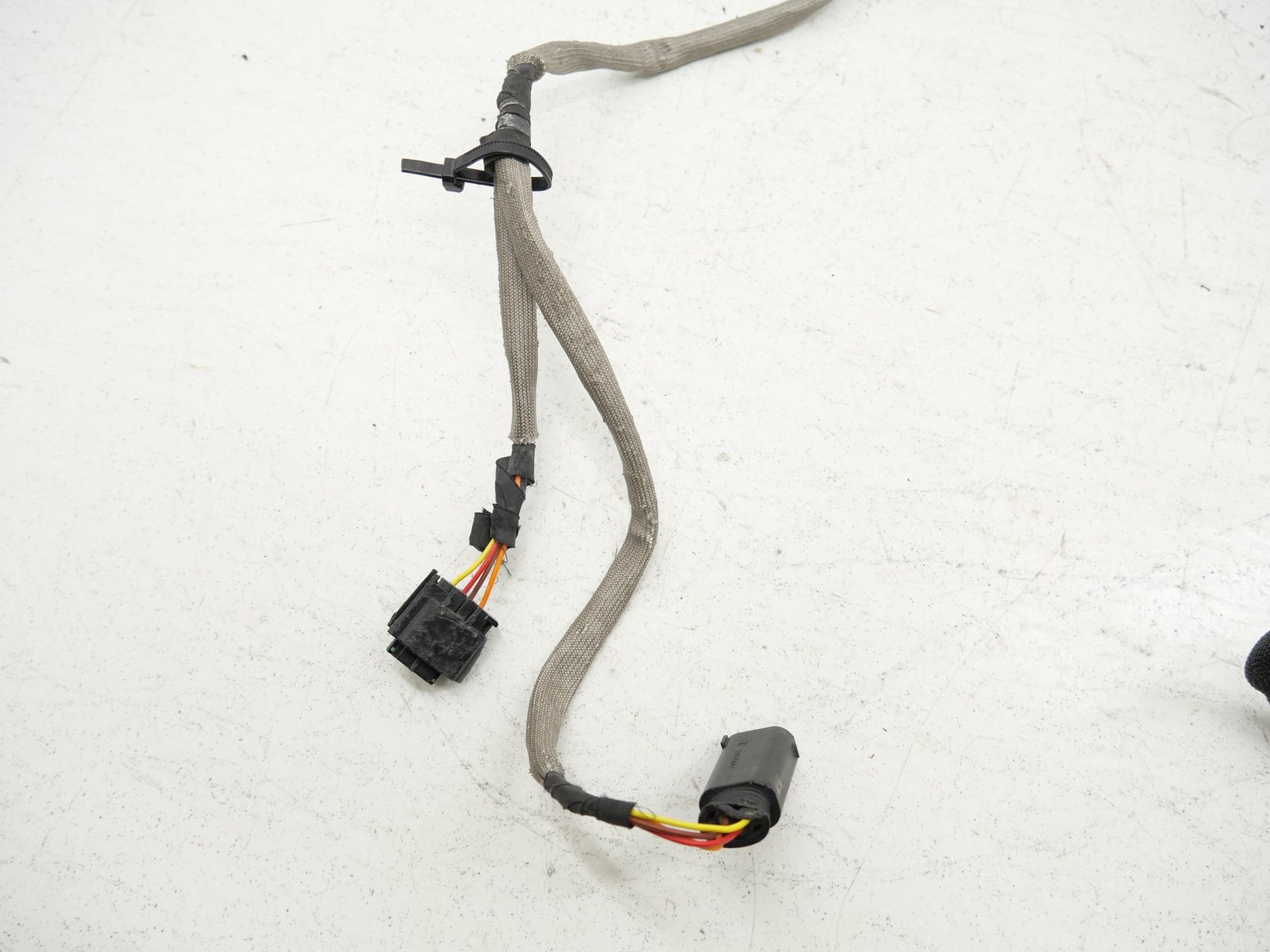 Used Rear Hatch Trunk Lead Wiring Wire Harness 2020-2023 Mclaren GT OEM