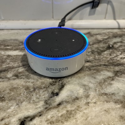 Amazon Echo Dot 2nd Gen Smart Speaker w/ Power RS03QR White - TESTED & WORKS